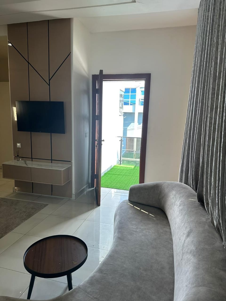 Exclusive Four Bedroom Apartment Near the Beach Restaurant and Nightlife Apartment in Lagos, Nigeria