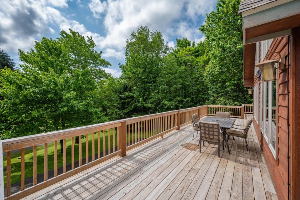 Miles Above House in McHenry