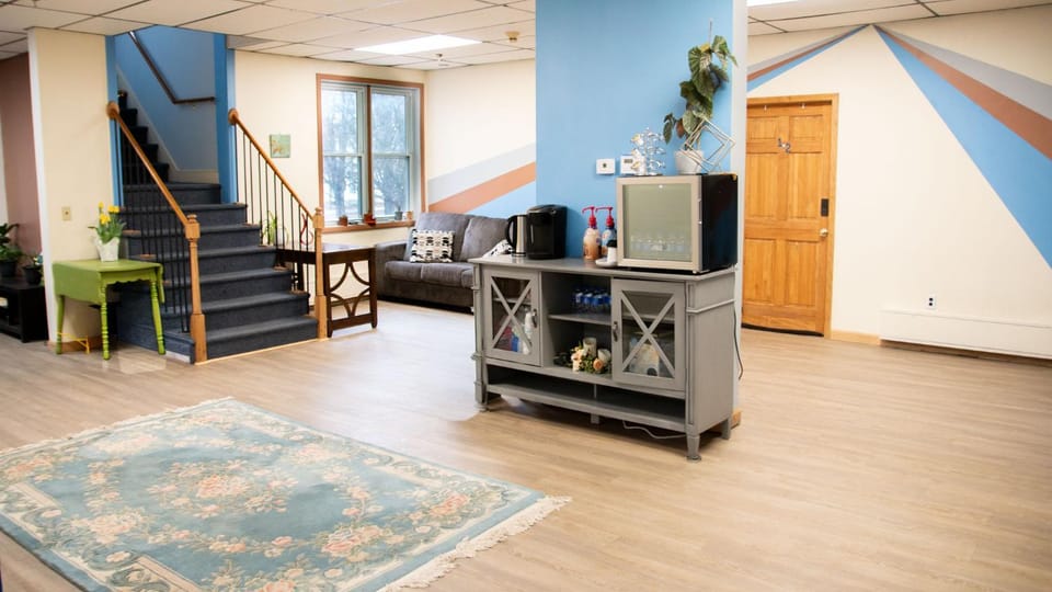 Foothills Lodge & Cafe Hotel in Malone