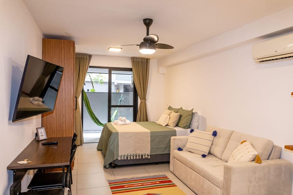 Bed, Balcony/Terrace, Living room