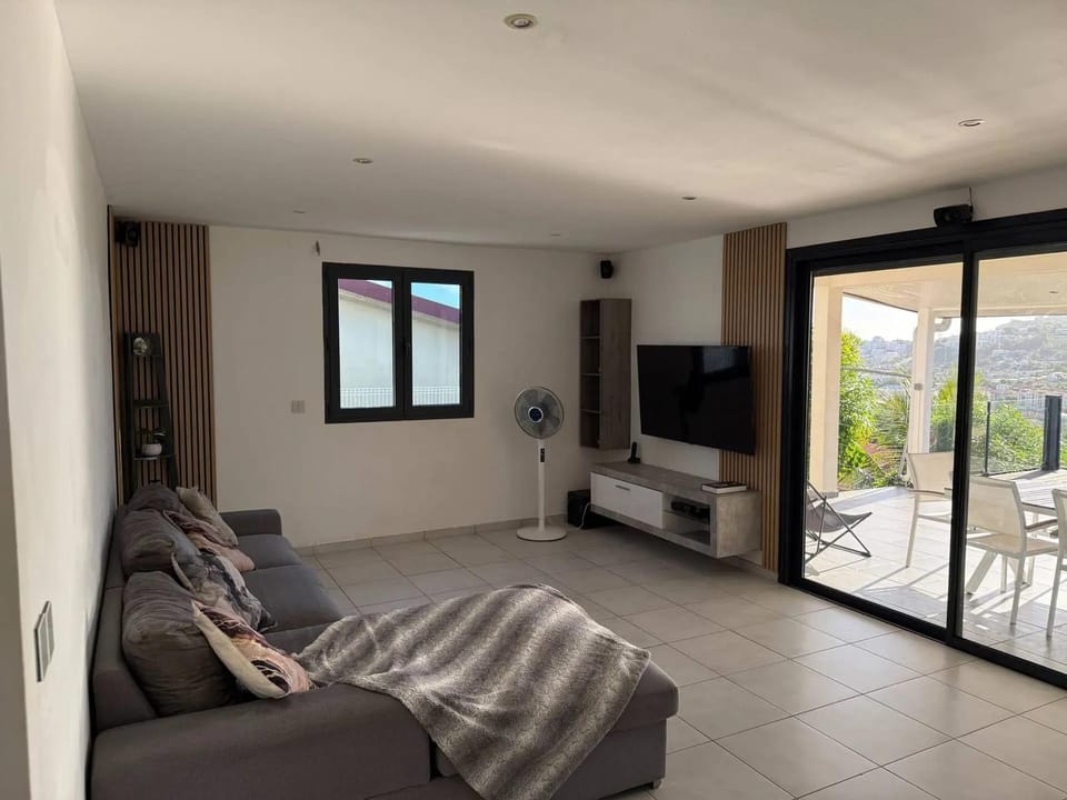 Villa avec piscine privée à Fort-de-France, 93 m² Villa in Fort-de-France