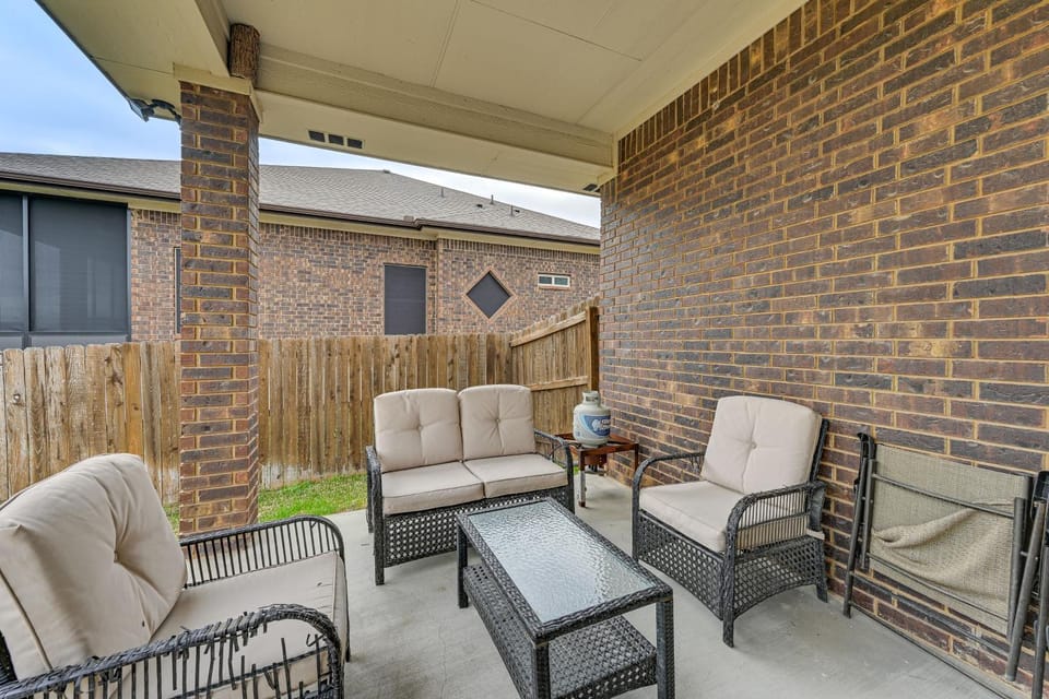Family Home Near Ft Hood and Killeen Patio and Grill! House in Harker Heights