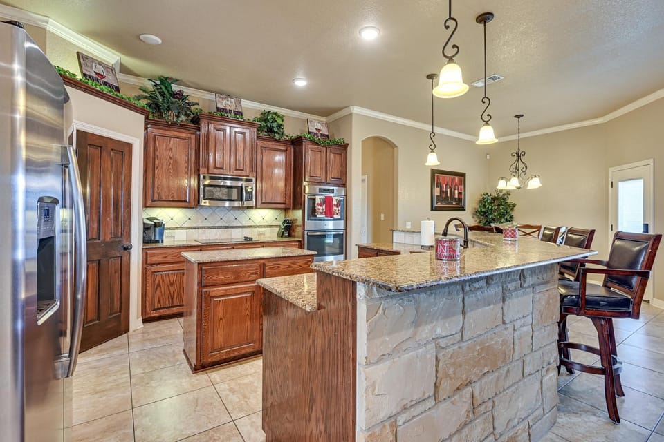 Family Home Near Ft Hood and Killeen Patio and Grill! House in Harker Heights