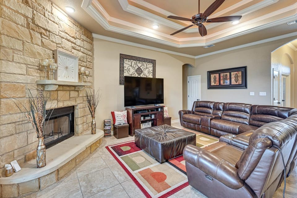 Work-Ready Near Ft Hood & Seton Med | Patio/Grill House in Harker Heights