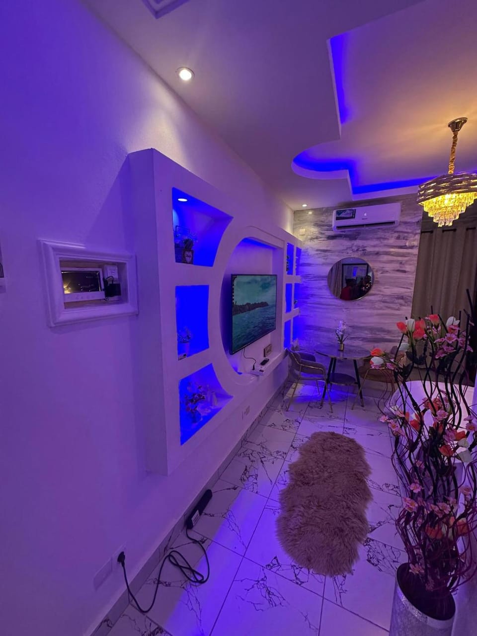 Communal lounge/ TV room, Living room