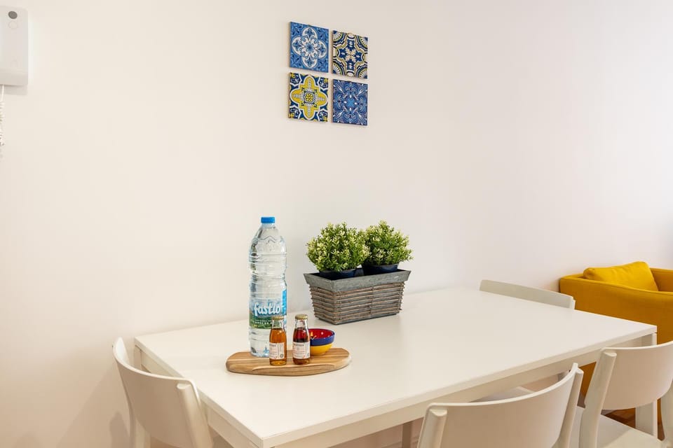 Decorative detail, Dining area
