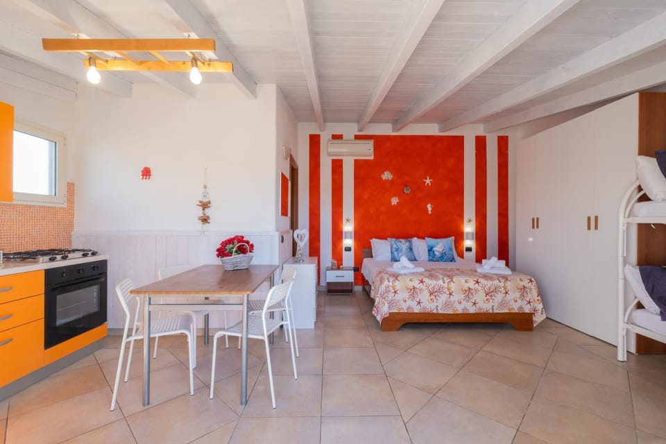 Property building, Kitchen or kitchenette, Living room