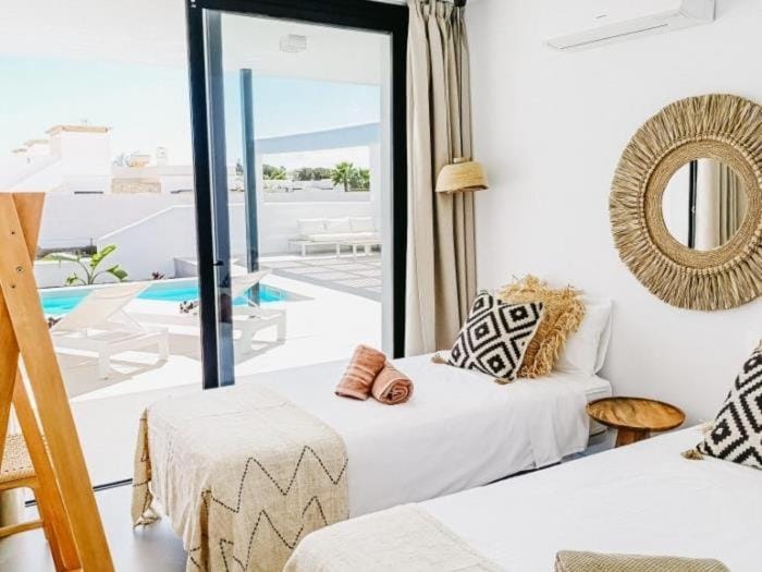 Private Villa with Heated Pool in Playa Blanca 1 - Lanzarote Villa in Playa Blanca