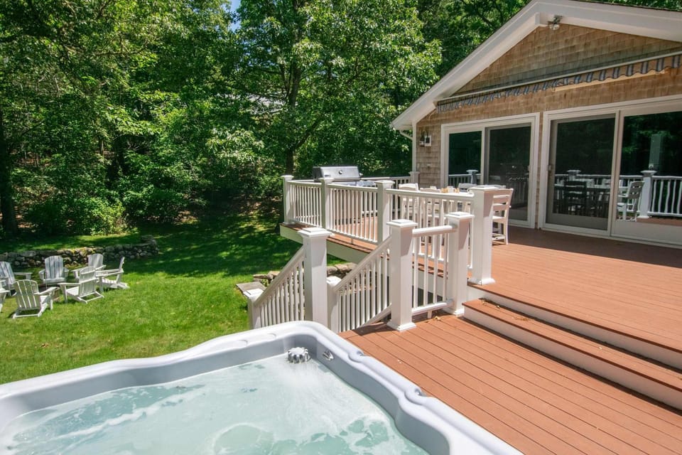 Steps to Pond Hot Tub & Game Room House in Brewster