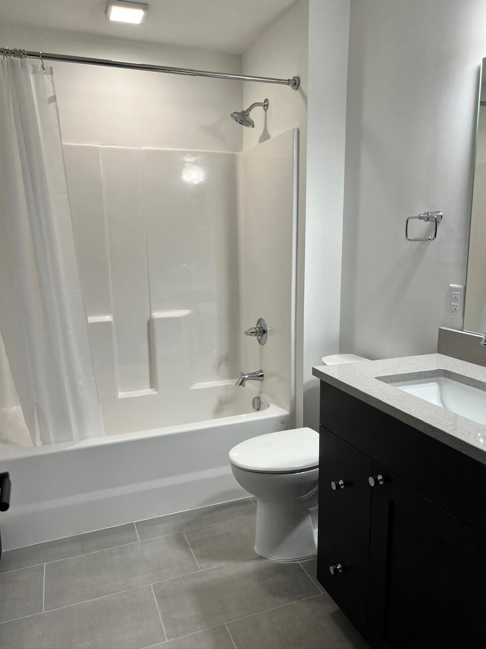 Shower, Toilet, Bathroom, Bath, towels