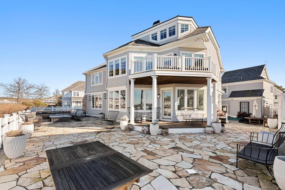 Luxury Retreat w Heated Pool Large Stone Patio House in New Seabury