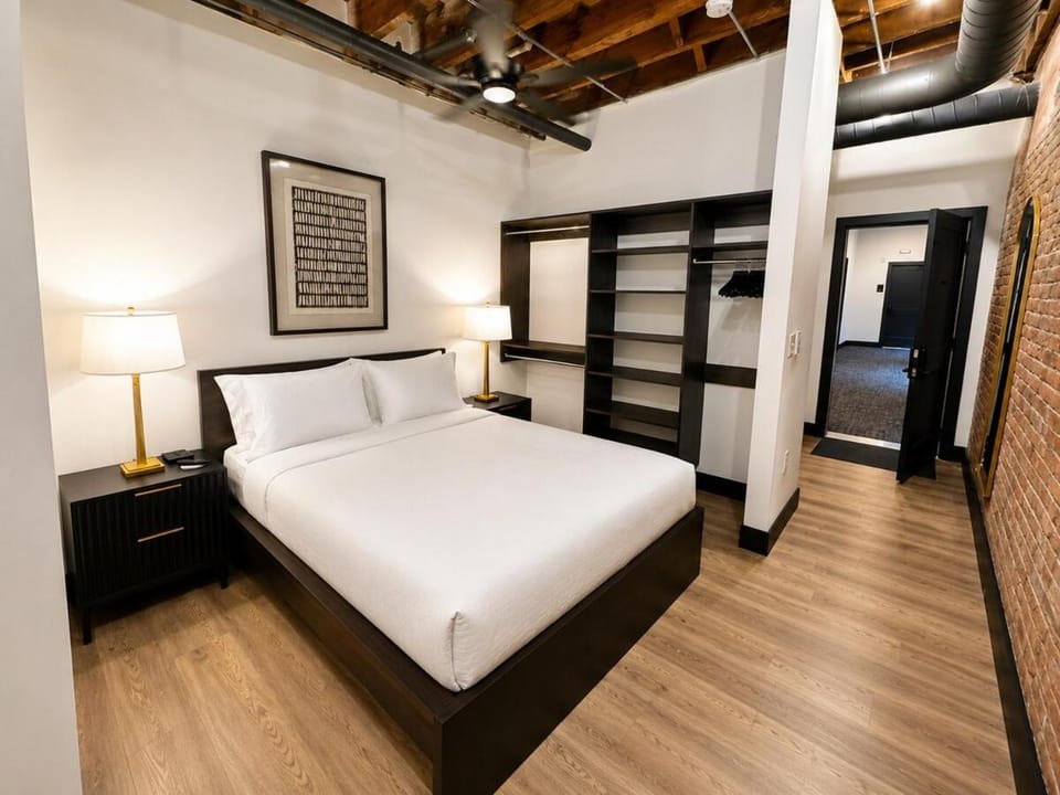 Bed, Bedroom