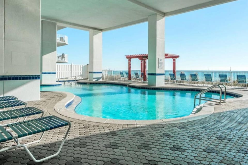 BeachFront -Sunset Views-Majestic Beach Resort 612 Apartment in Long Beach