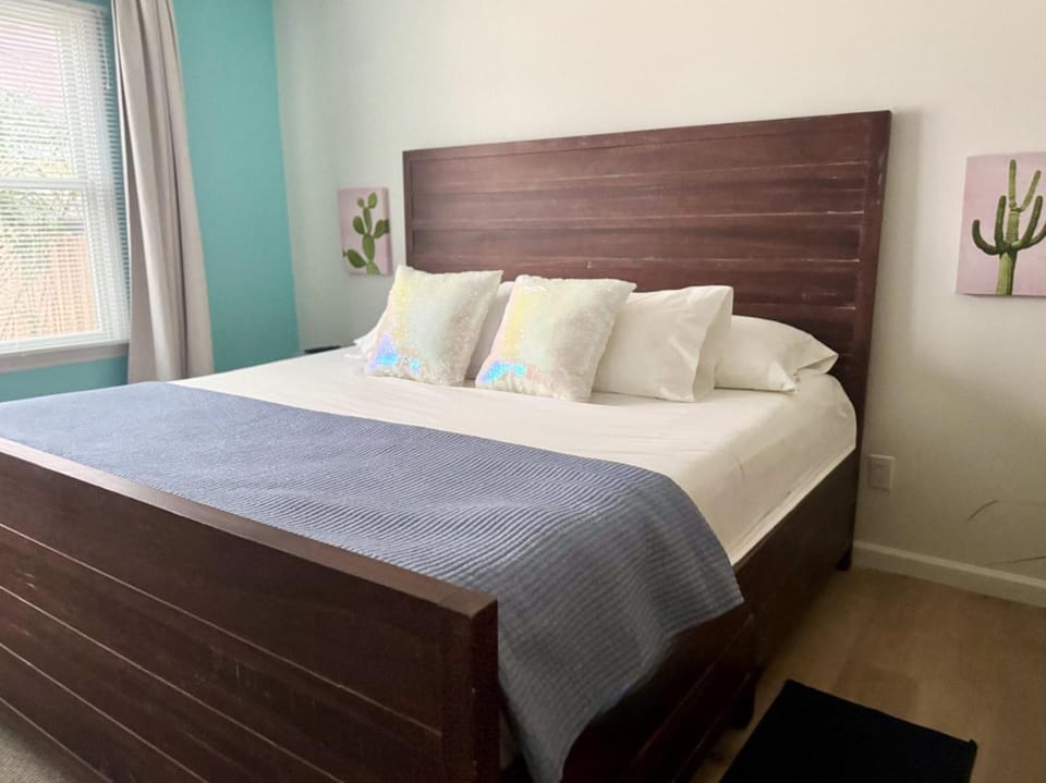 Bright Lavallette 2BR Private Yard Walk to Beach House in Lavallette