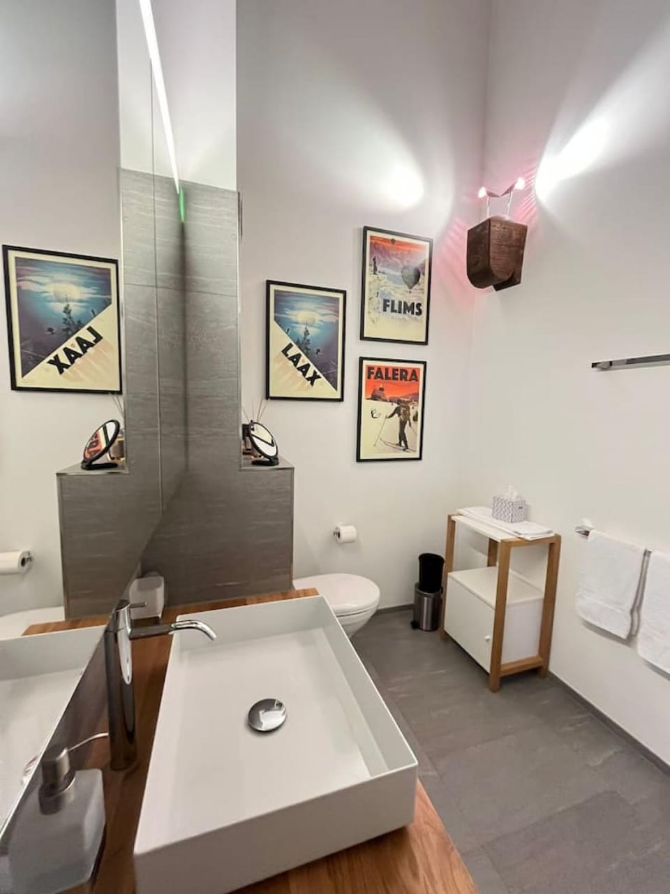 Laax Ski Escape. Cosy Alpine Apartment Apartment in Canton of Grisons