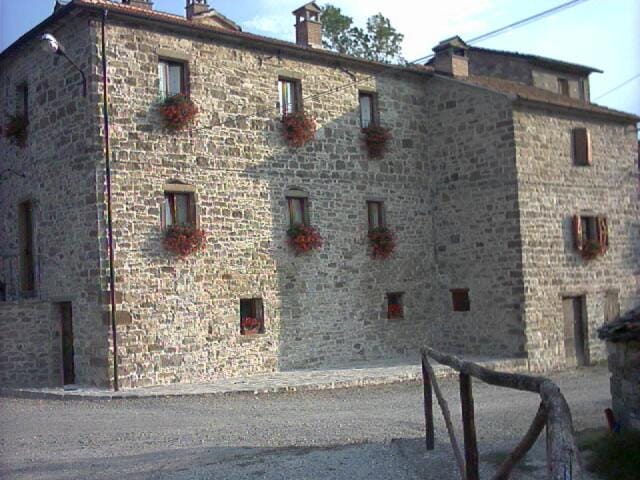 Agriturismo Il Casalone Farm Stay in Tuscany