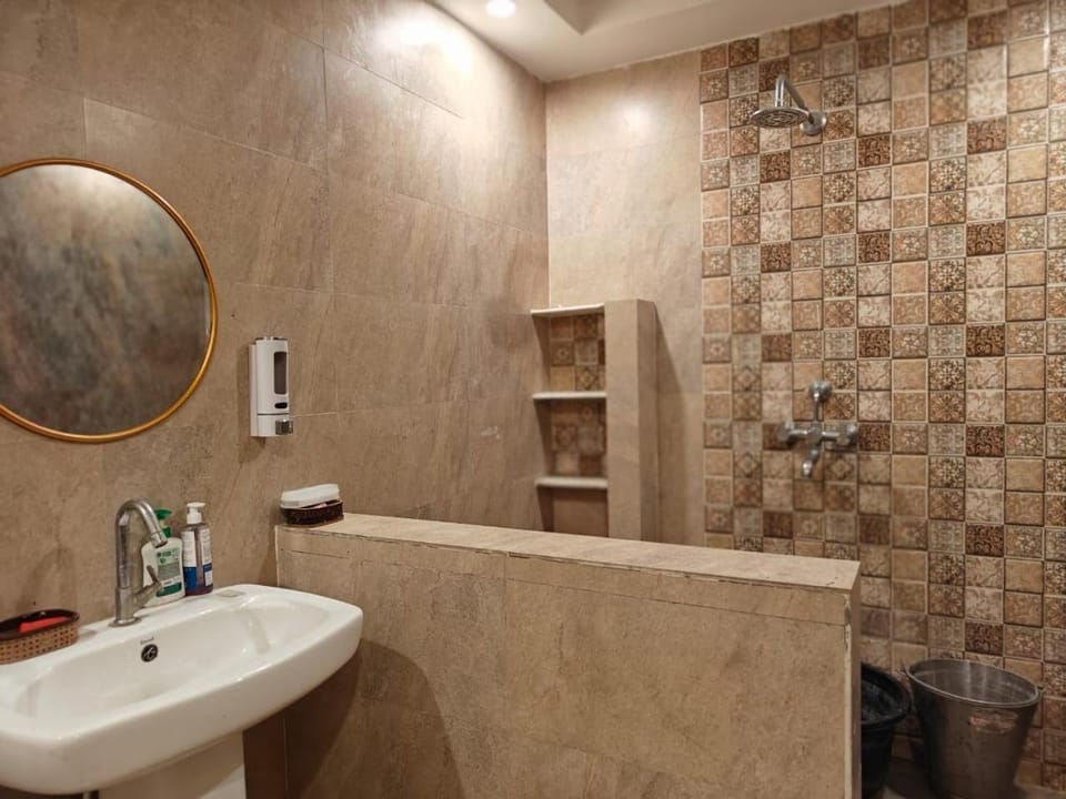 Shivohom homestay Bed and Breakfast in Varanasi