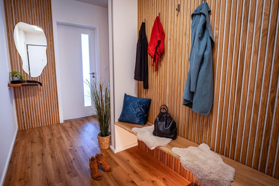Seating area, wardrobe