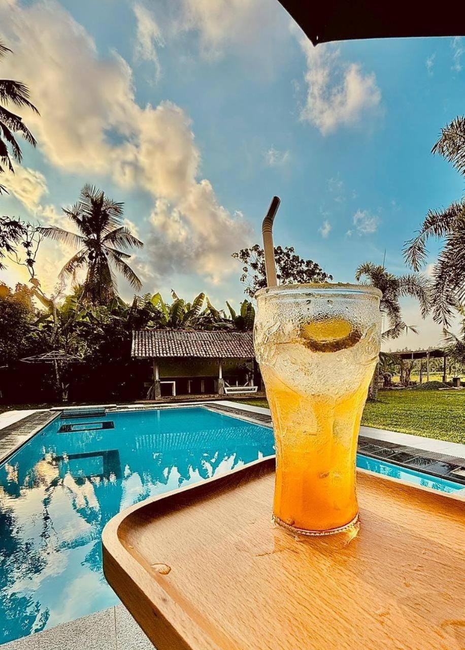 Idam Villa Hotel in Southern Province