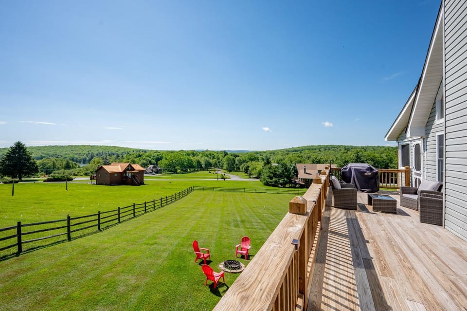 Meadow Ridge House in Deep Creek Lake