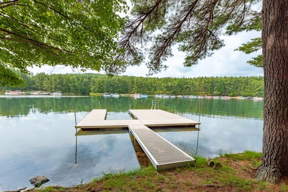 Peaceful Easy Feelin by Railey Vacations House in Deep Creek Lake