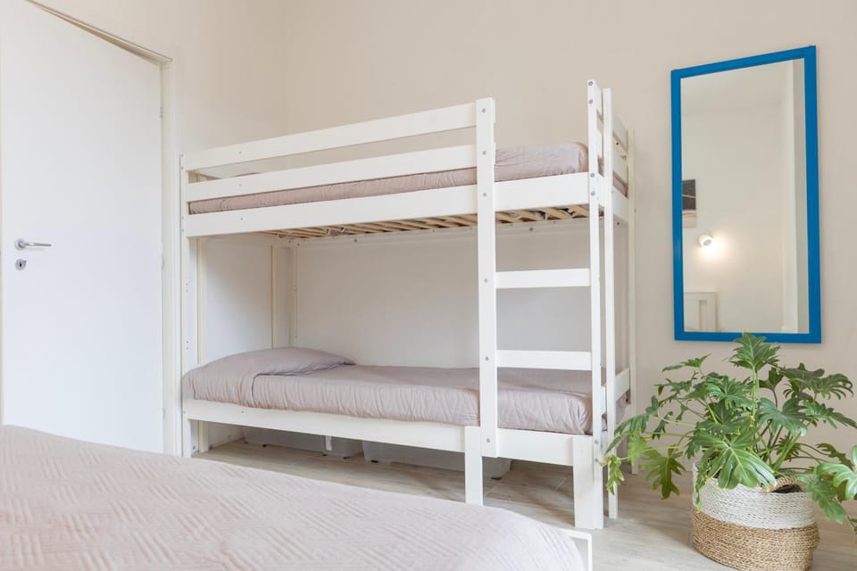 bunk bed