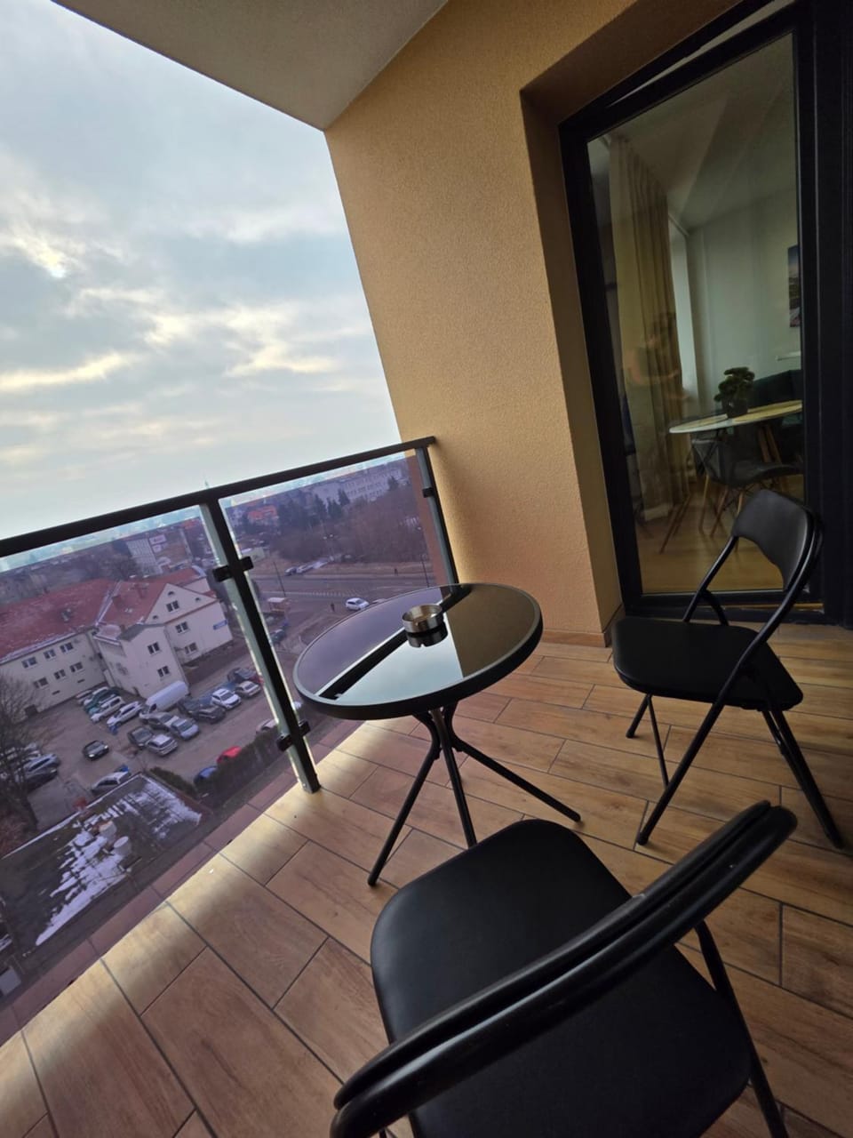 View (from property/room), Balcony/Terrace, Living room