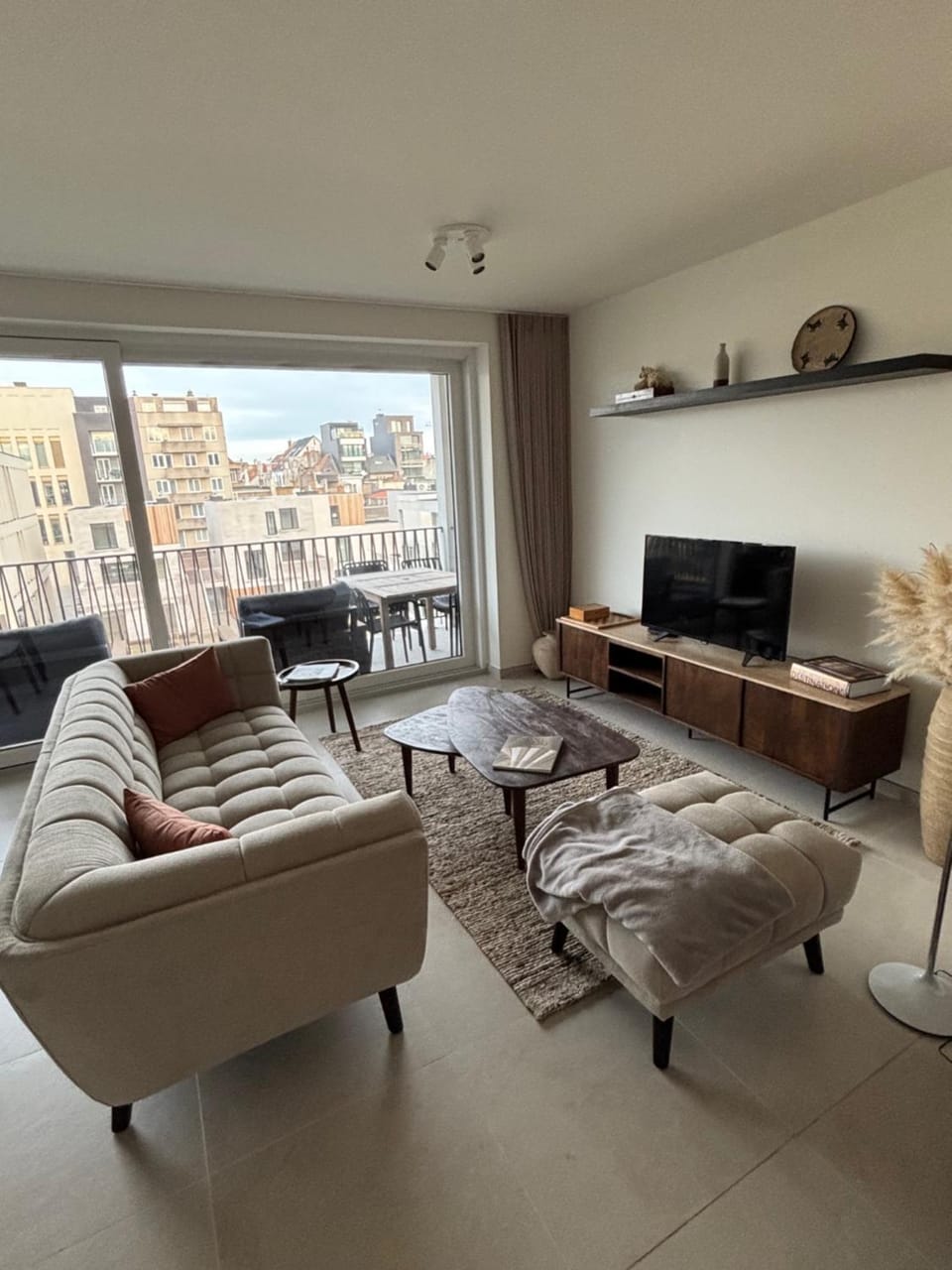 Communal lounge/ TV room, TV and multimedia, Living room