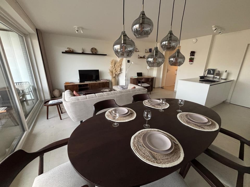 Kitchen or kitchenette, Living room, Dining area