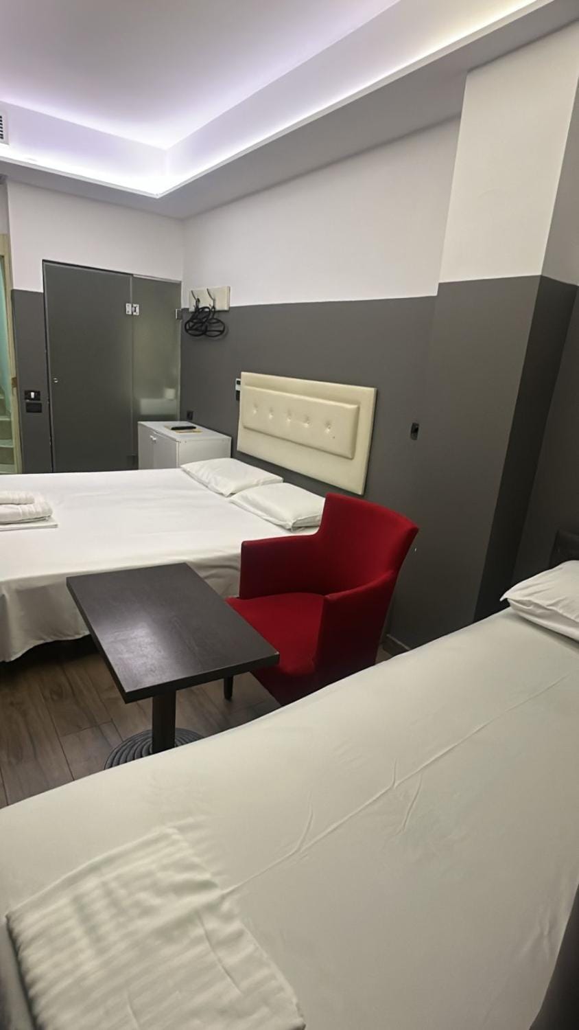 Bed, Seating area, Bedroom
