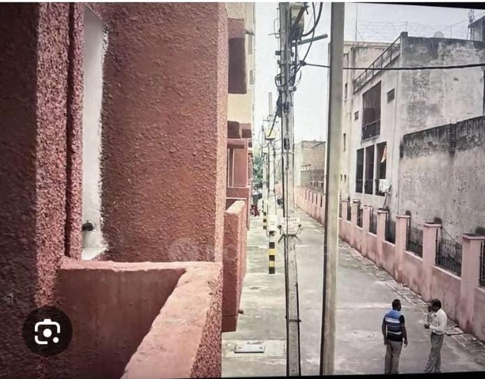 1Room with kitchen washroom and balcony avl for rent Apartment in Delhi