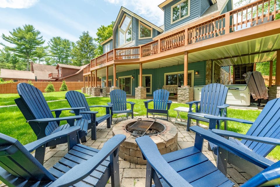 Paradise at Deep Creek by Railey Vacations House in Deep Creek Lake