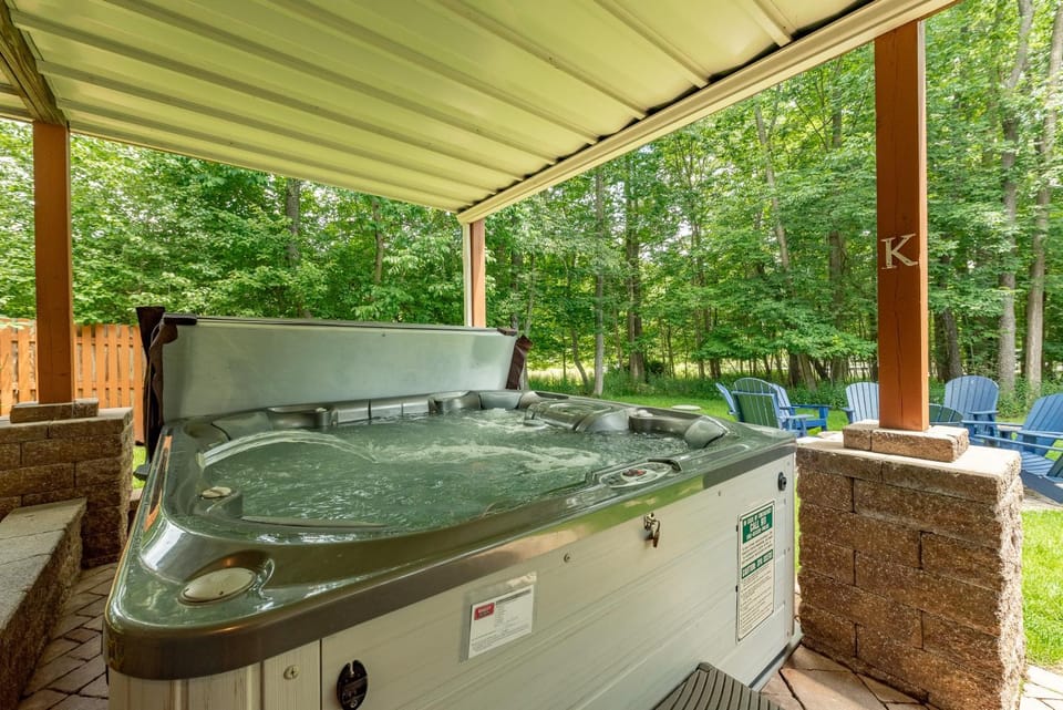 Paradise at Deep Creek by Railey Vacations House in Deep Creek Lake