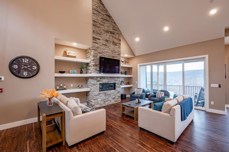 Overlook Ridge House in Deep Creek Lake