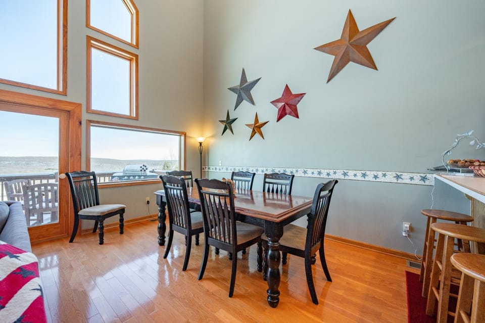 Overlook Mountain Villa 4B House in McHenry