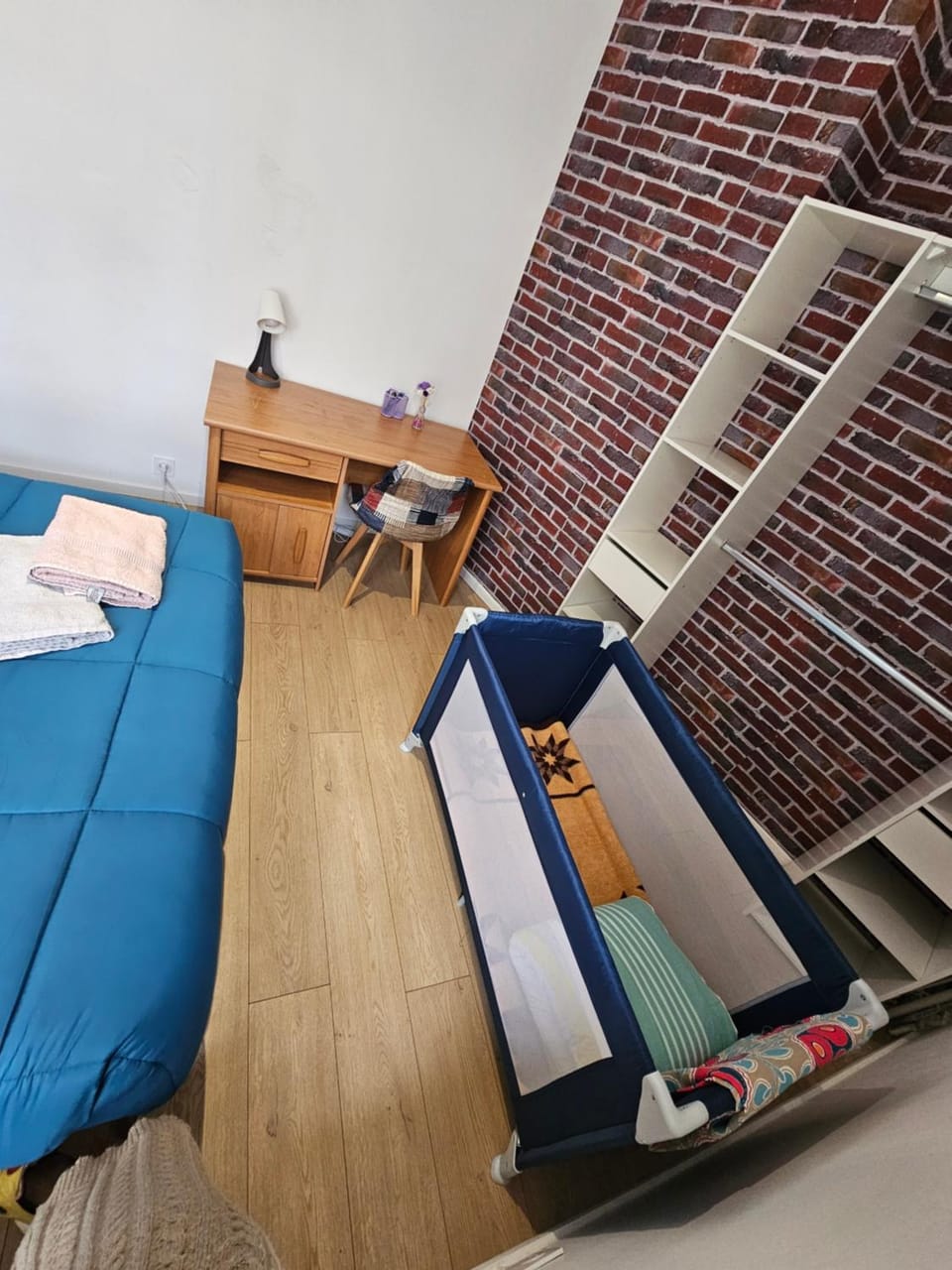 Chambre chez particulier à 15 min à pieds de la gare de Montluçon Vacation rental in Montluçon