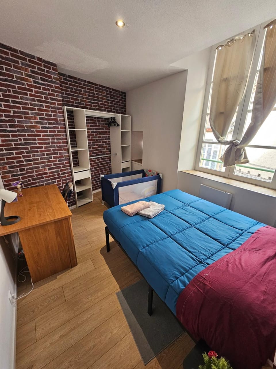 Chambre chez particulier à 15 min à pieds de la gare de Montluçon Vacation rental in Montluçon