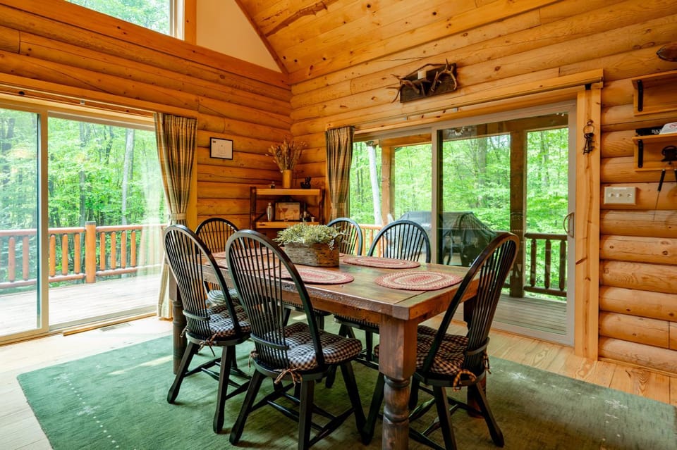 Our Neck Of The Woods House in Deep Creek Lake
