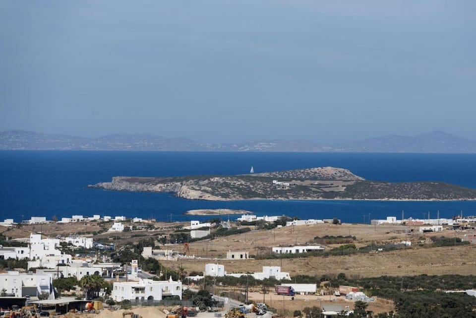 Villa Atlas, in the outskirts of Naousa Villa in Paros, Greece