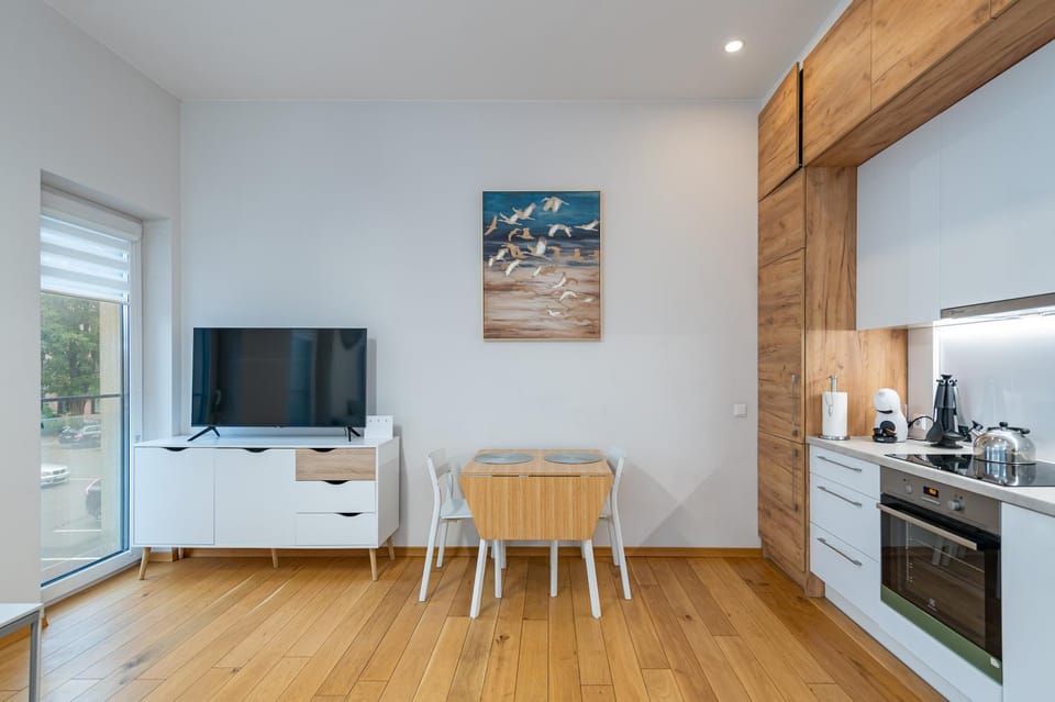TV and multimedia, Kitchen or kitchenette, Dining area, oven, pet friendly, stove
