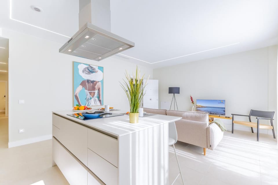 Kitchen or kitchenette, Seating area