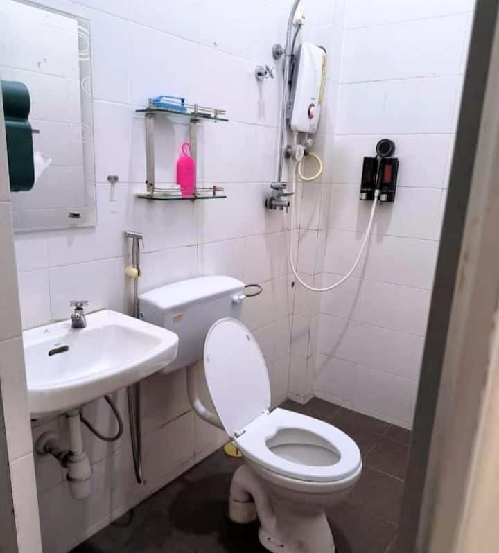 Toilet, Bathroom
