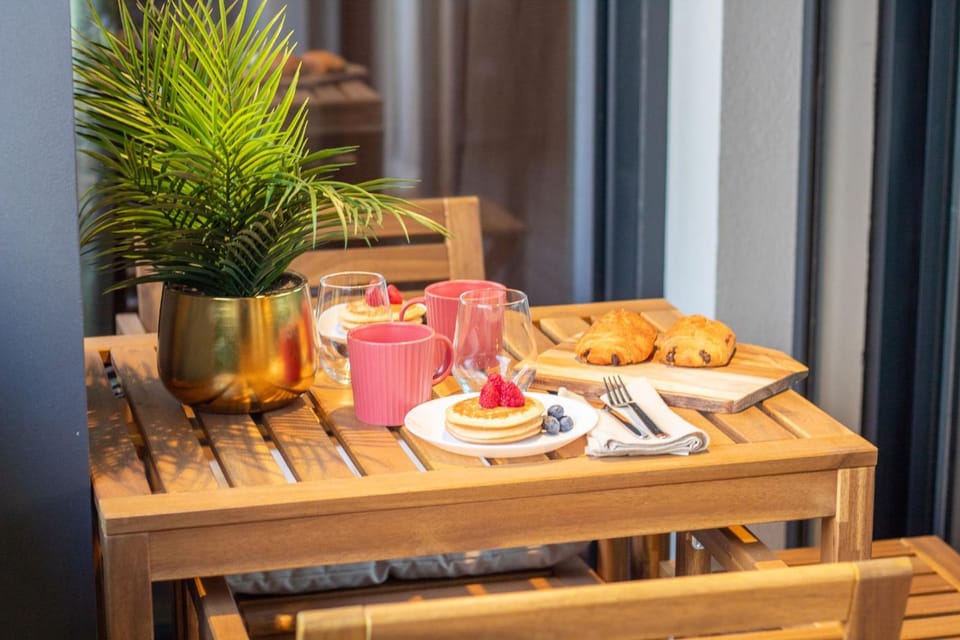 Golden Comfort CasaBela 7 Star by LovelyStay Apartment in Porto