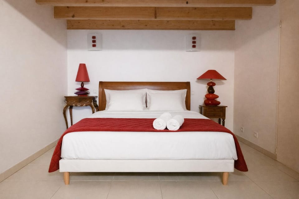 loft type eiffel 8 personnes rue du palais Apartment in Les Sables-d'Olonne