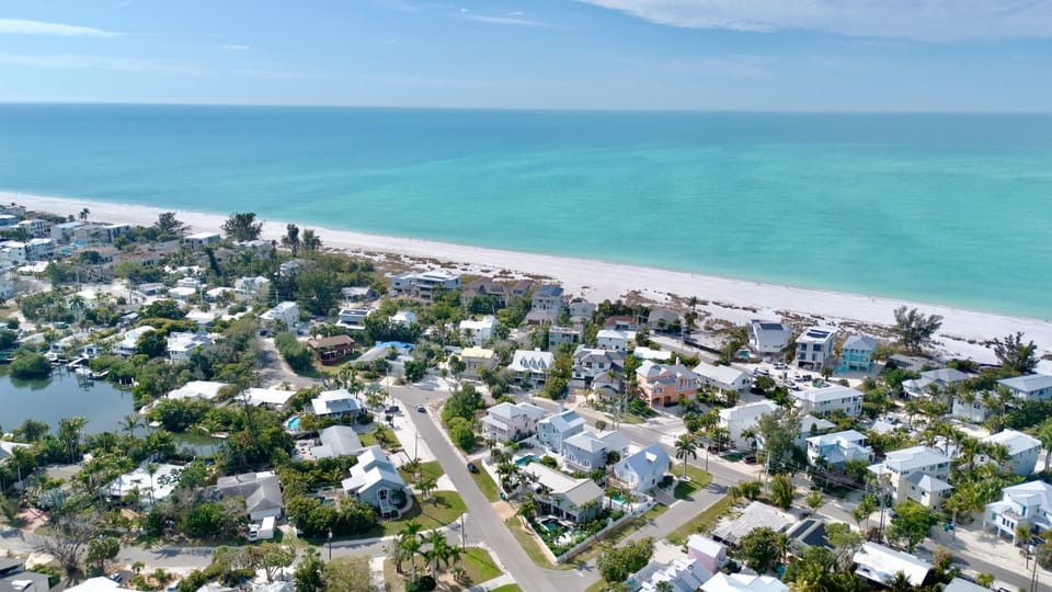 Day, Neighbourhood, Bird's eye view, Beach, Sea view