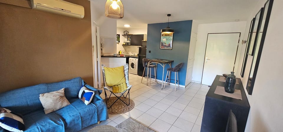 KAZ - Flamboyant Apartment in Saint-Denis