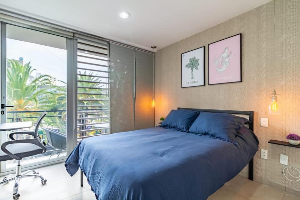 Hidden gem with AC balcony in trendy Roma Norte Apartment in Mexico City