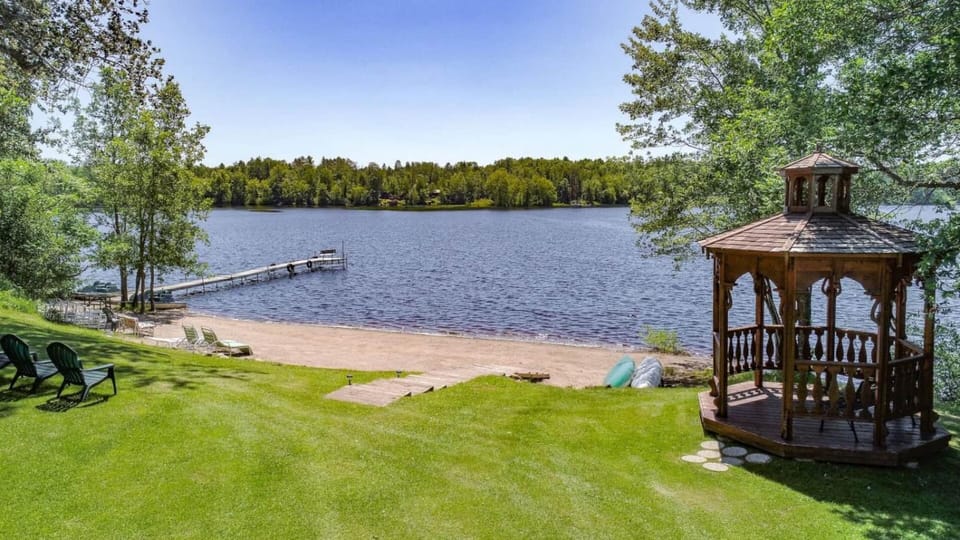 Legacy Lodge On Barker Lake House in Wisconsin
