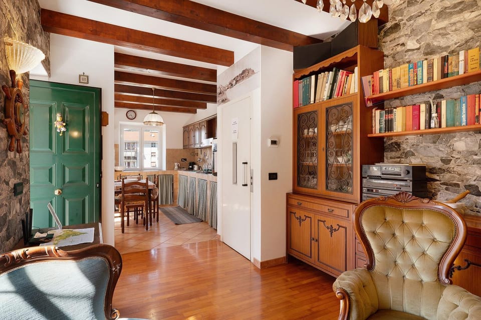 Property building, Living room