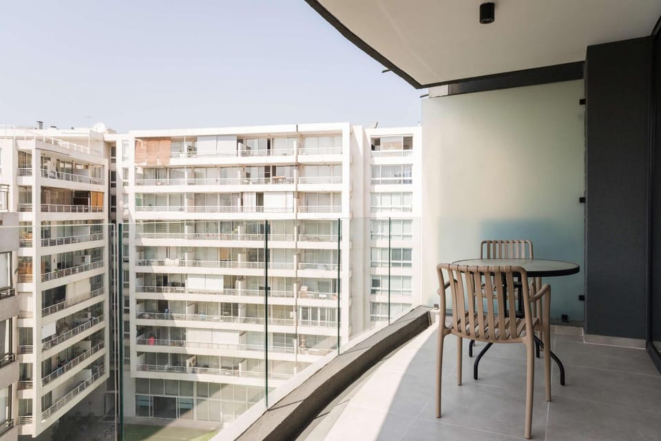 Las Condes 2BR Apt Pool & Views for 5 Apartment in Las Condes